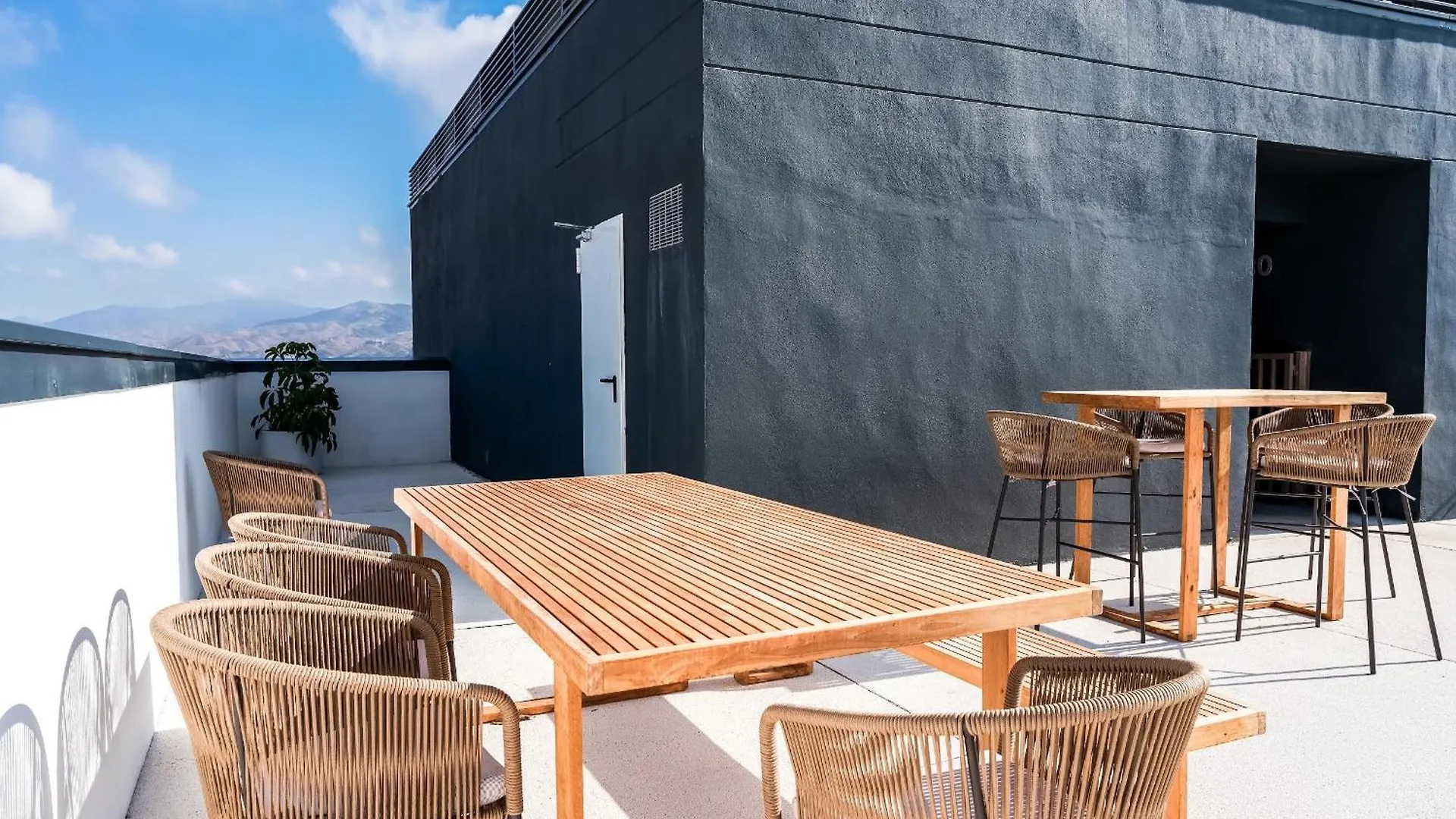 Brand New Urban Sky 25Th Floor Apartment Malaga Spain